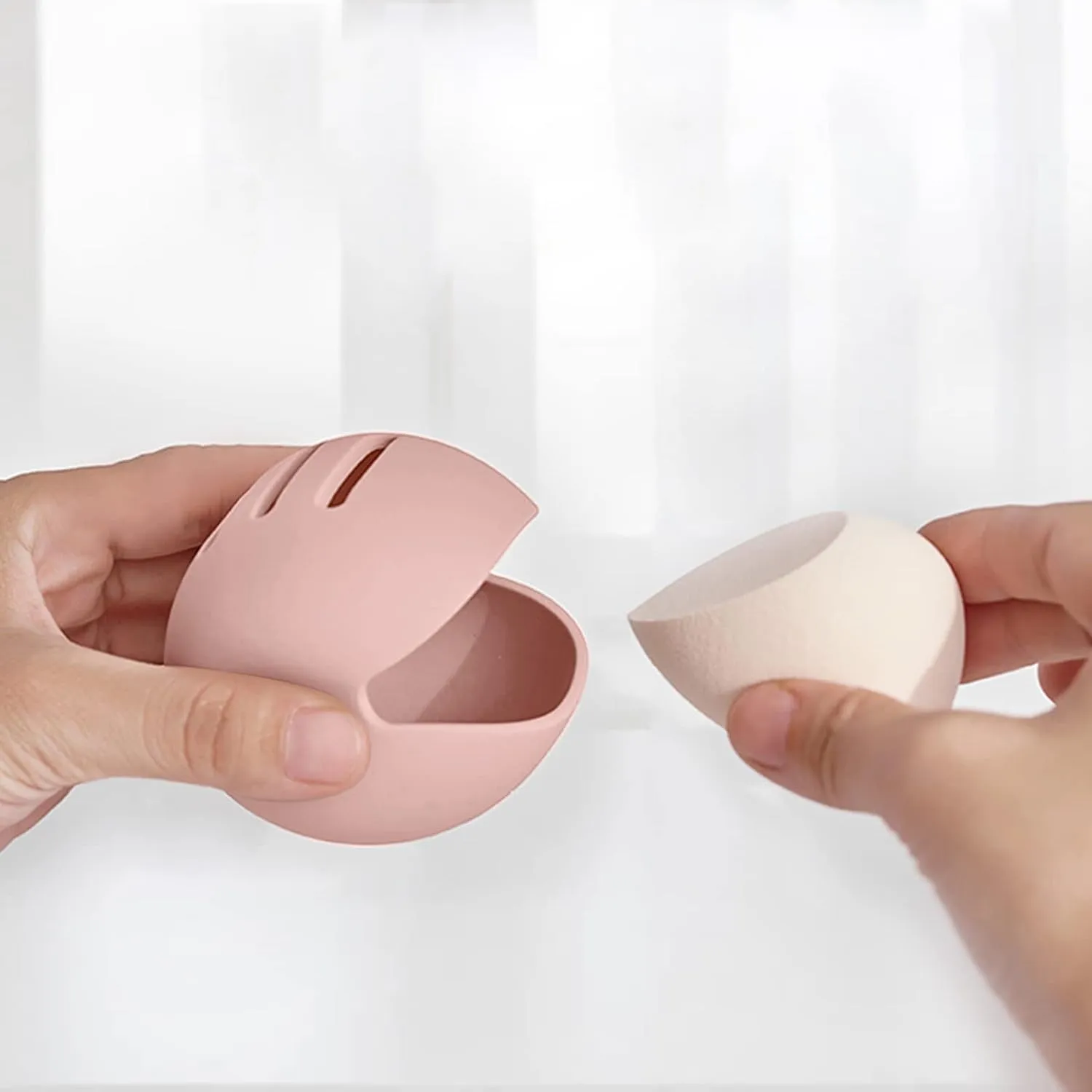 Silicone Make Up Sponge Holder Travel Beauty Blender Storage Box - Brown