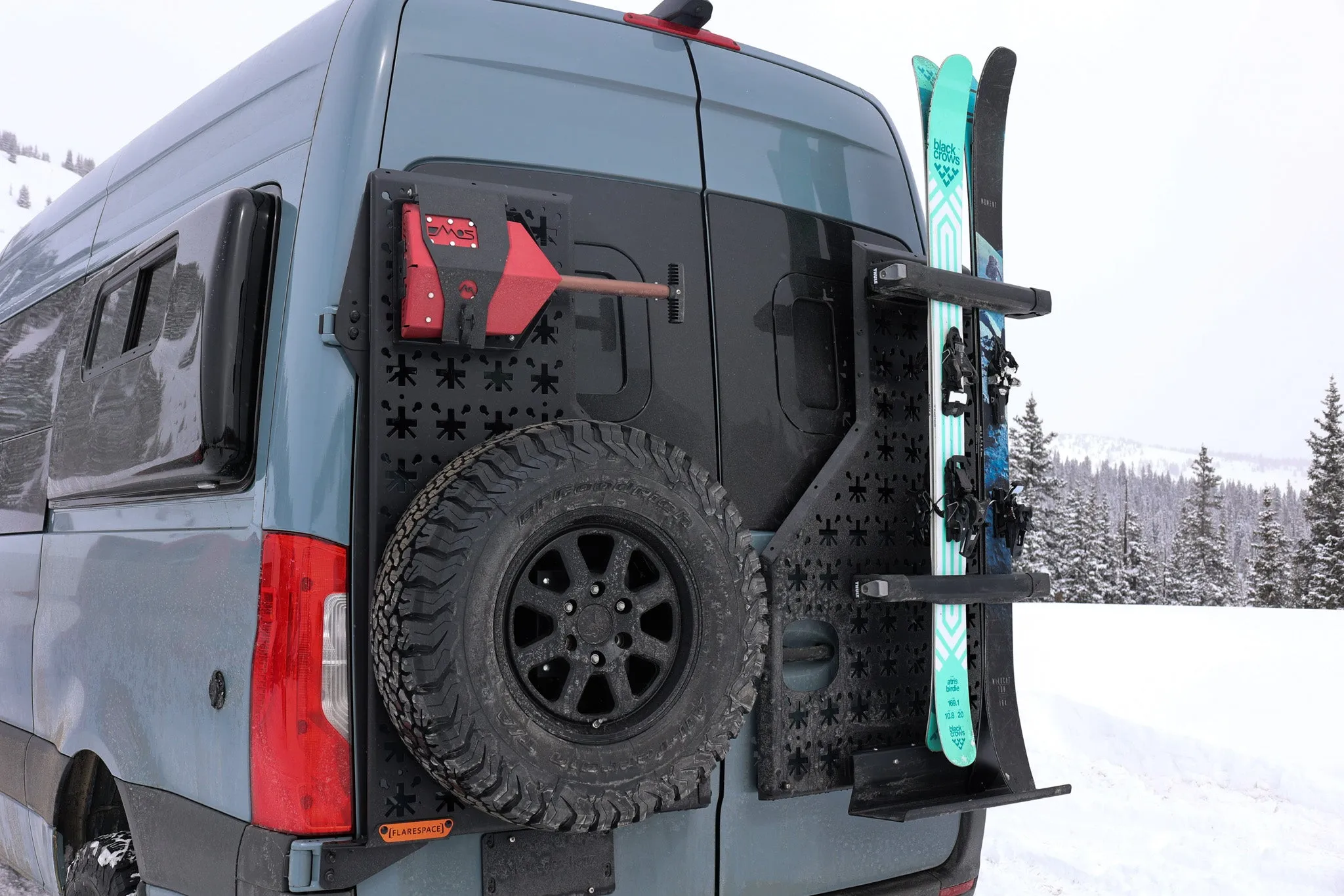 Thule Ski Rack with Flarespace Mounting Hardware