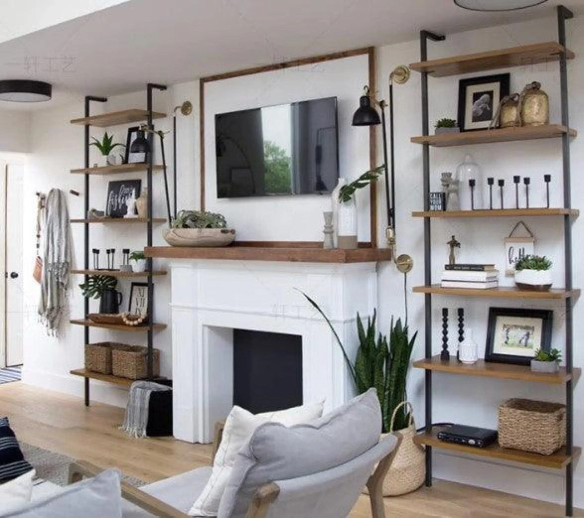 Wall Mount Industrial Solid Wood Display Shelf | MATEO